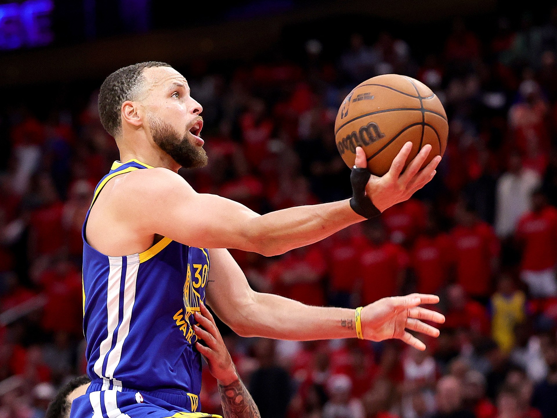 Curry, Butler lead Warriors to win against Rockets in Game 1 of playoffs | Basketball News