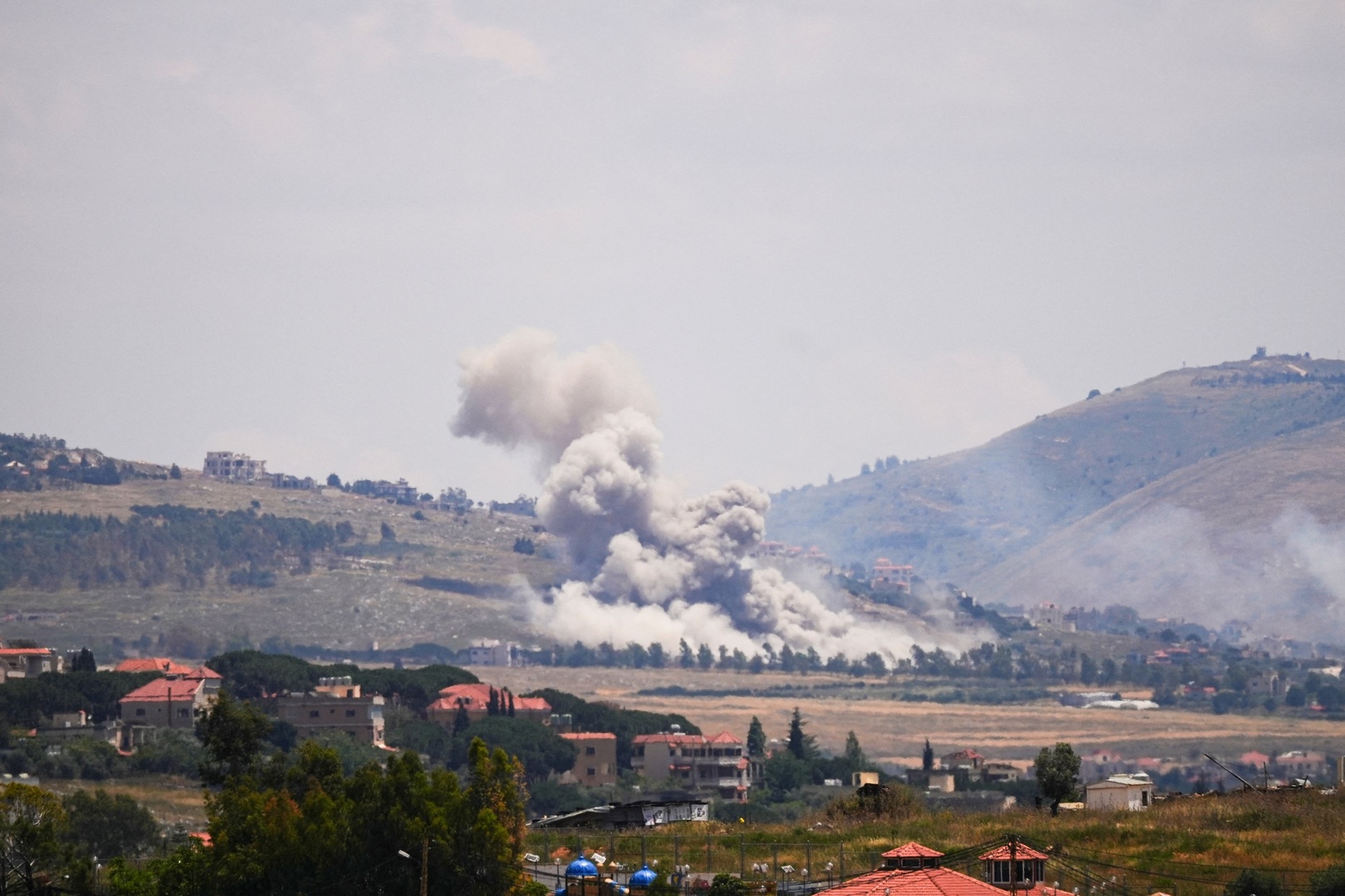 Frustration in Lebanon as Israel expands invasion | Israel attacks Lebanon