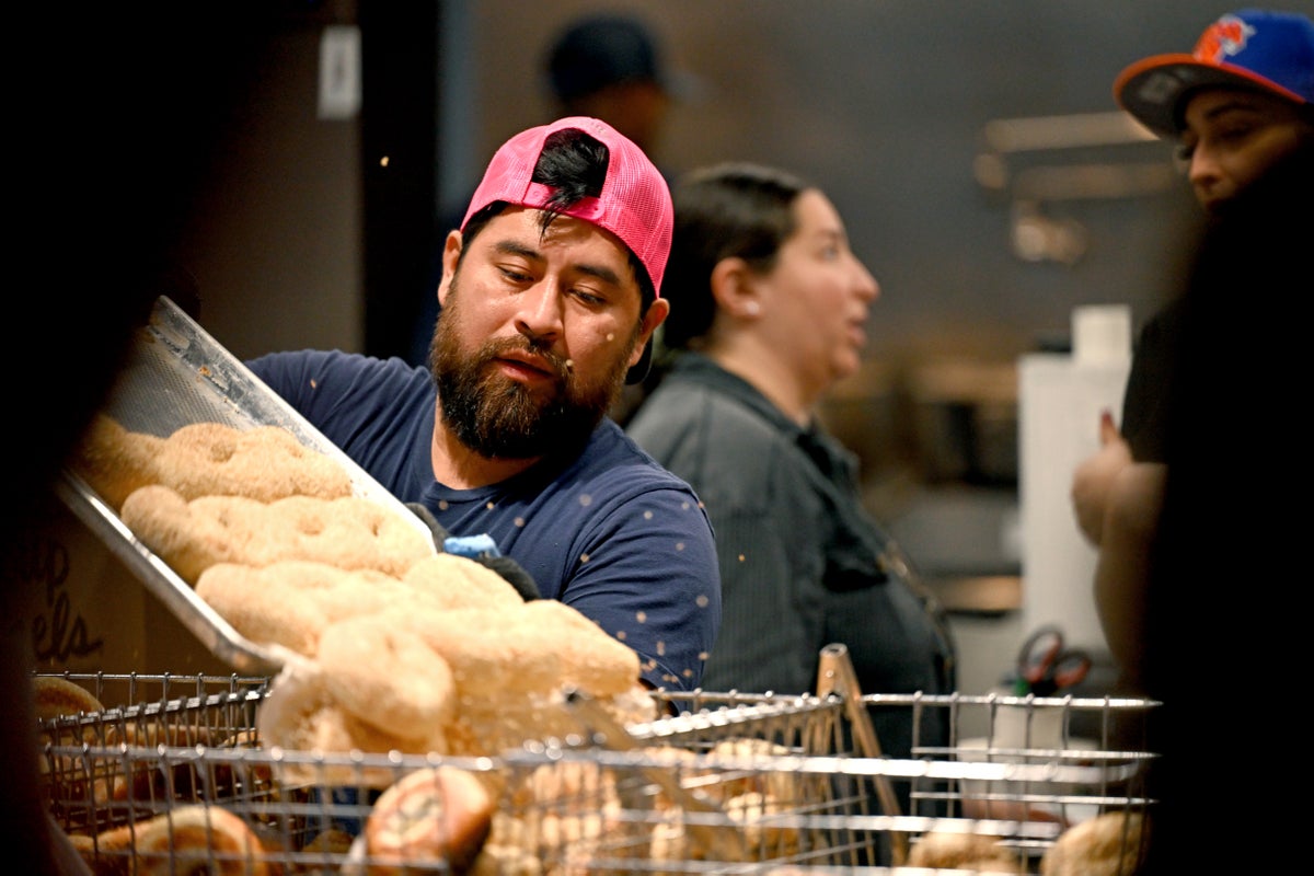 One of the nation’s largest bagel chains is set to open 300 more stores by end of the decade